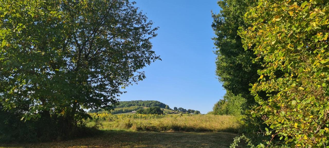 Bed and Breakfast Le Coq En Repos Saint-Sylvestre-sur-Lot Exteriér fotografie