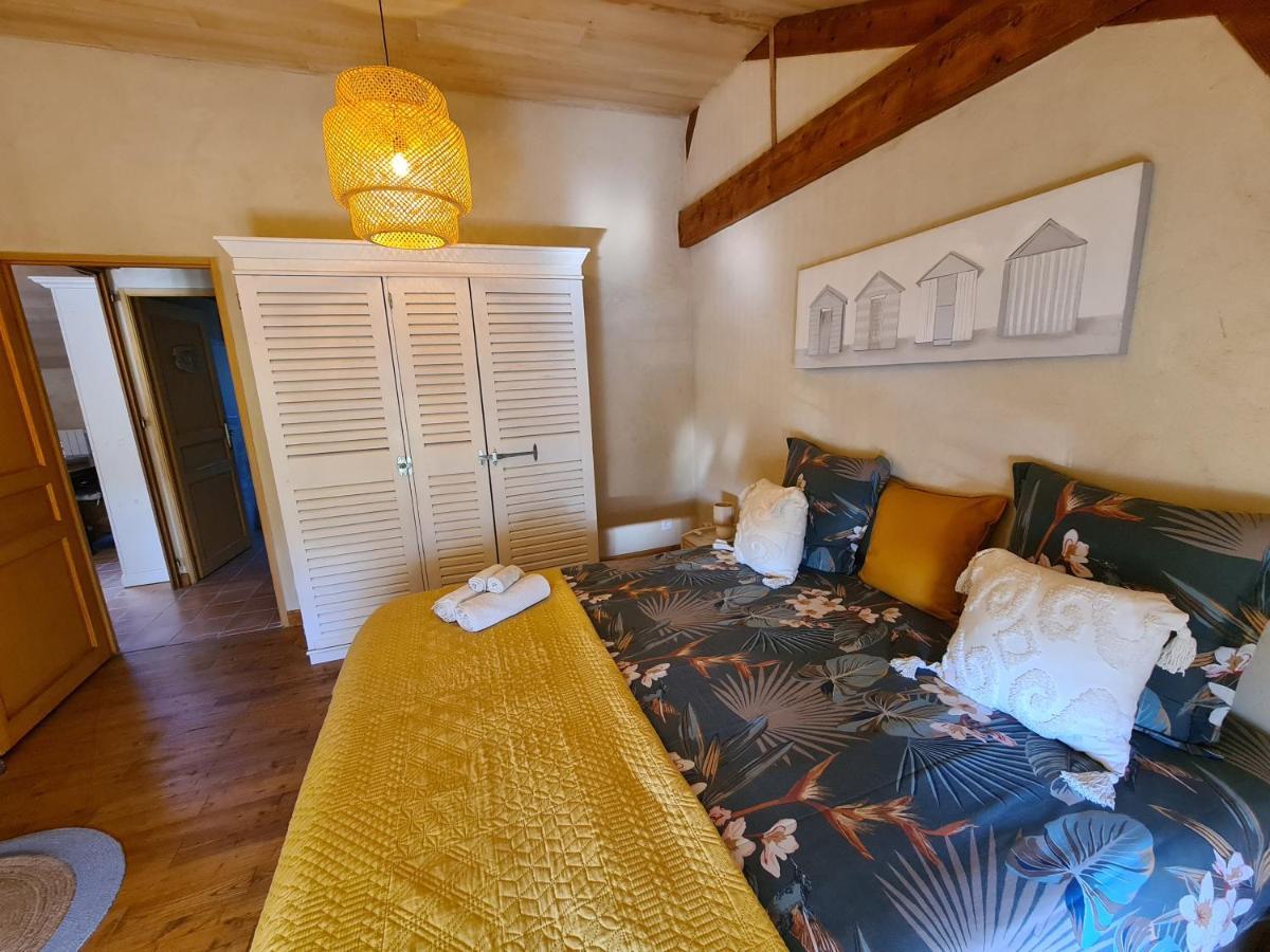 Bed and Breakfast Le Coq En Repos Saint-Sylvestre-sur-Lot Exteriér fotografie