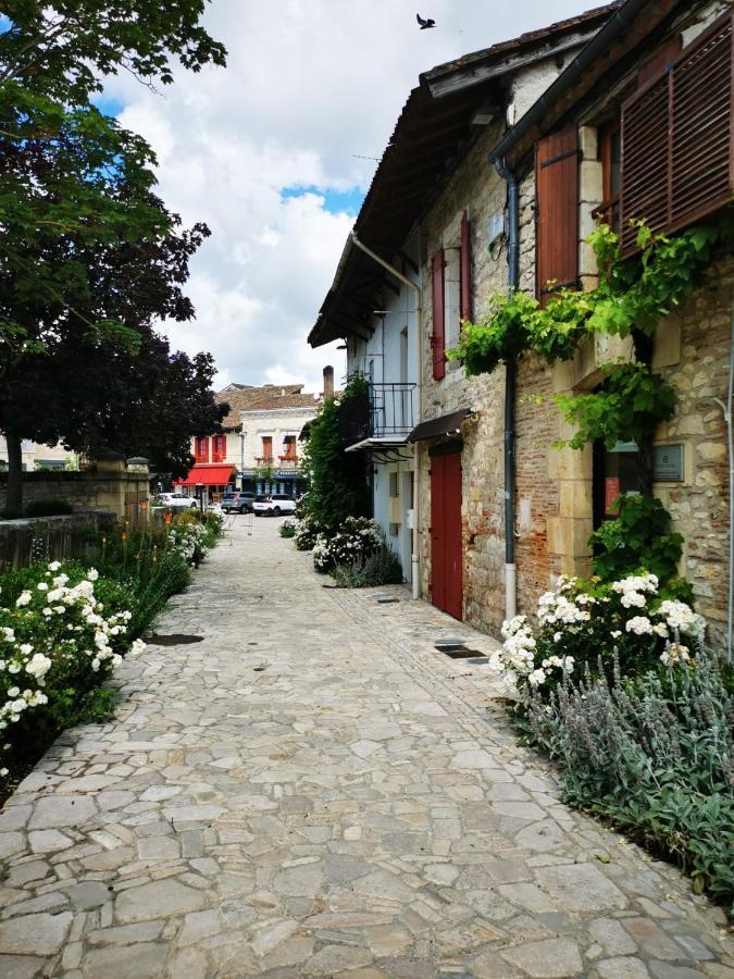 Bed and Breakfast Le Coq En Repos Saint-Sylvestre-sur-Lot Exteriér fotografie