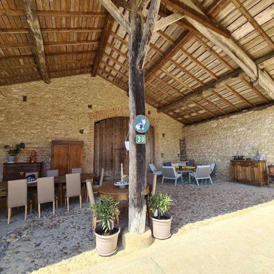 Bed and Breakfast Le Coq En Repos Saint-Sylvestre-sur-Lot Exteriér fotografie